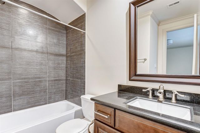 1955 Sheridan Street, Houston, TX 77030