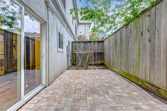 1955 Sheridan Street, Houston, TX 77030