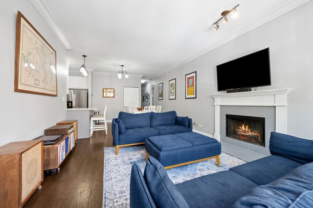 1311 W Fillmore Street 2, Chicago, IL 60607