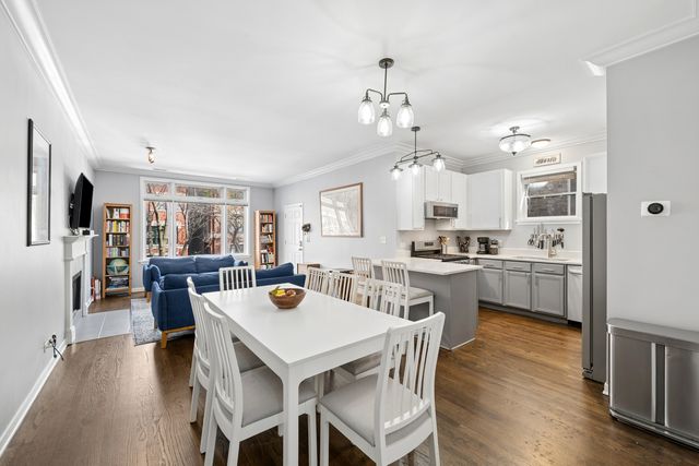 1311 W Fillmore Street 2, Chicago, IL 60607