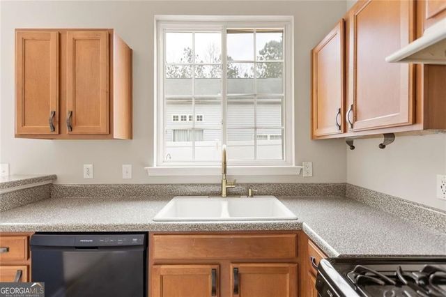 116 Swanee Lane, Woodstock, GA 30188