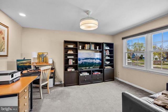 1003 ROUMFORT AVE, Cherry Hill, NJ 08034