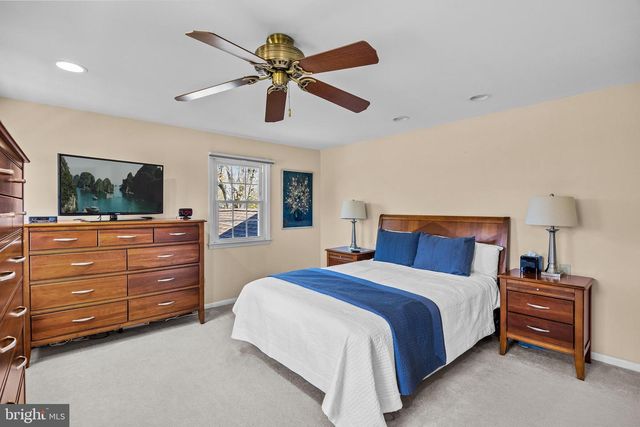 1003 ROUMFORT AVE, Cherry Hill, NJ 08034