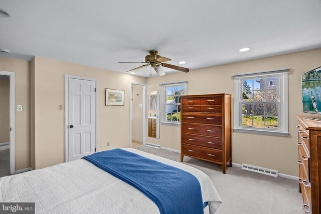 1003 ROUMFORT AVE, Cherry Hill, NJ 08034