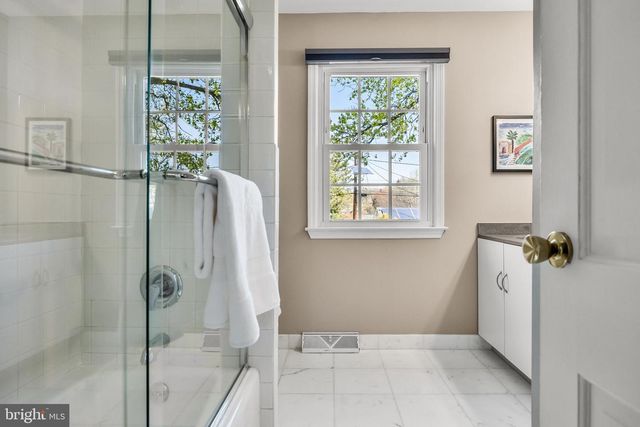 1003 ROUMFORT AVE, Cherry Hill, NJ 08034