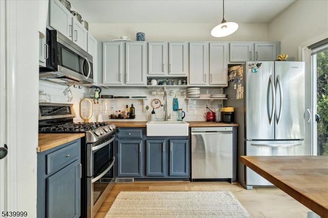 106 Barclay Dr, Nutley Twp., NJ 07110
