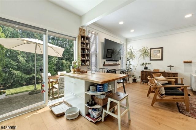 106 Barclay Dr, Nutley Twp., NJ 07110
