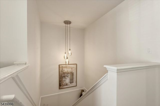 106 Barclay Dr, Nutley Twp., NJ 07110