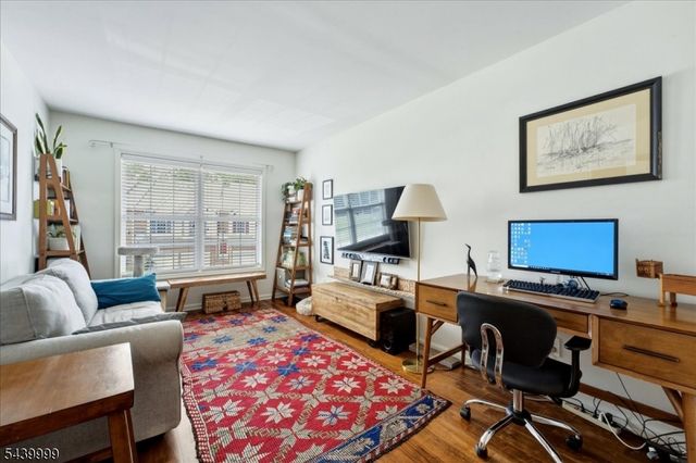 106 Barclay Dr, Nutley Twp., NJ 07110