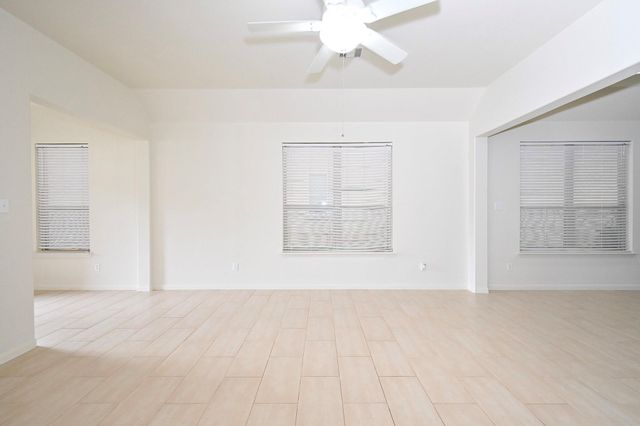 9415 Savannah Holly Drive, Houston, TX 77075