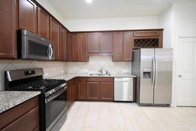 9415 Savannah Holly Drive, Houston, TX 77075