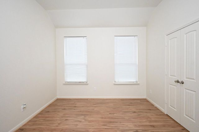 9415 Savannah Holly Drive, Houston, TX 77075