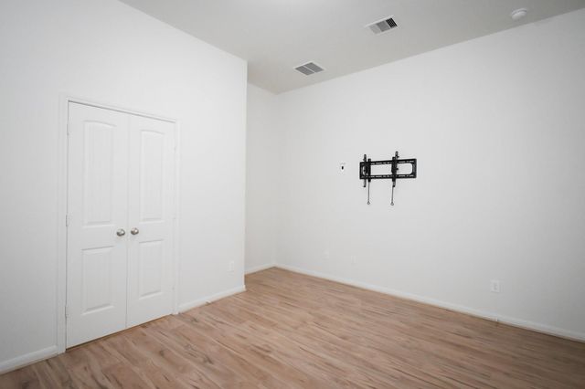 9415 Savannah Holly Drive, Houston, TX 77075