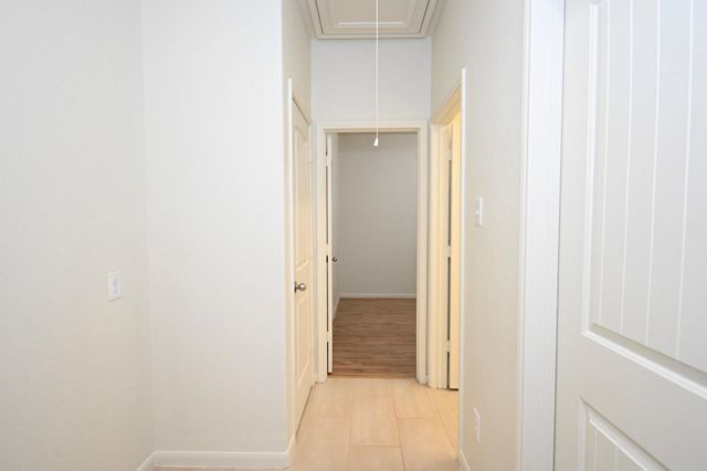 9415 Savannah Holly Drive, Houston, TX 77075