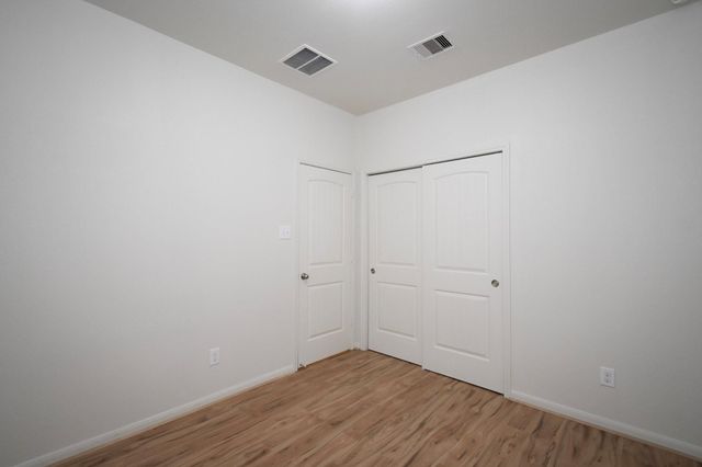 9415 Savannah Holly Drive, Houston, TX 77075