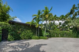 1155 N Biscayne Point Rd, Miami Beach, FL 33141