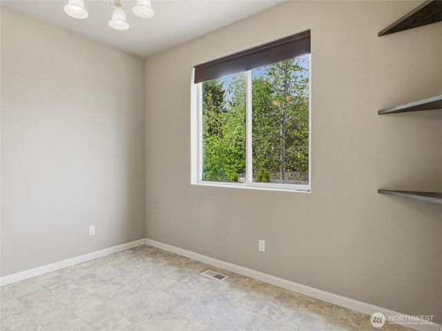 771 T Street SE, Tumwater, WA 98501