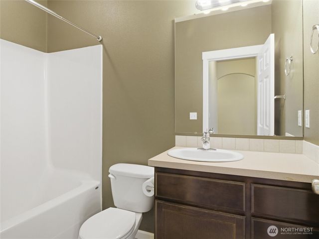771 T Street SE, Tumwater, WA 98501