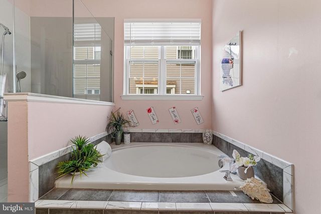 178 MERION CT, Hainesport, NJ 08036