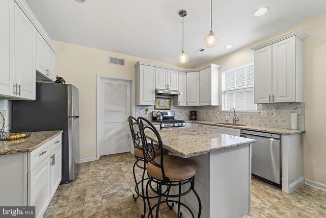 178 MERION CT, Hainesport, NJ 08036