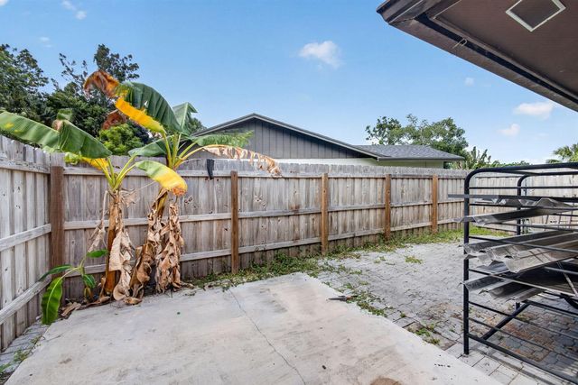 4873 Arthur Street, Palm Beach Gardens, FL 33418