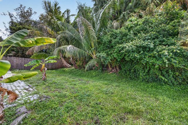 4873 Arthur Street, Palm Beach Gardens, FL 33418