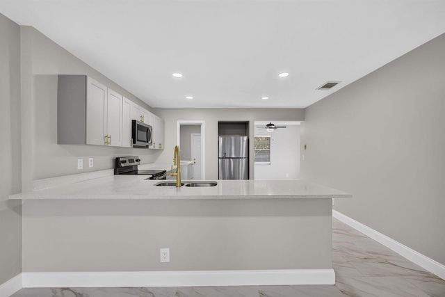 4873 Arthur Street, Palm Beach Gardens, FL 33418