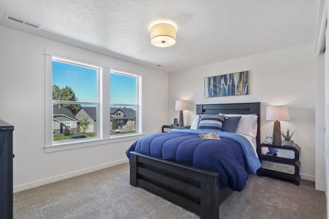 8604 N Panorama Ln, Spokane, WA 99208