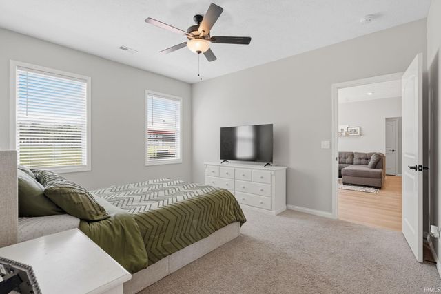 9867 Monte Way, Newburgh, IN 47630