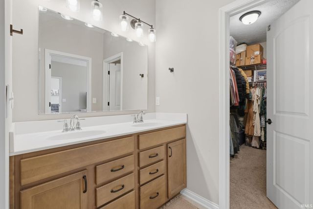 9867 Monte Way, Newburgh, IN 47630