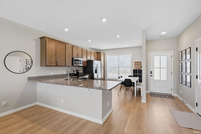9867 Monte Way, Newburgh, IN 47630