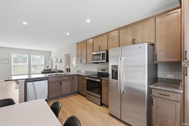 9867 Monte Way, Newburgh, IN 47630