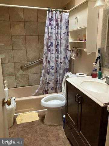 2815 S BEULAH ST, Philadelphia, PA 19148