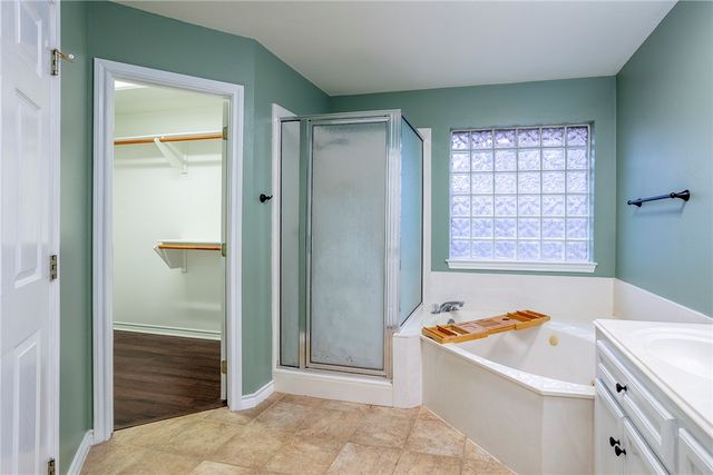 208 Bernburg Court, College Station, TX 77845