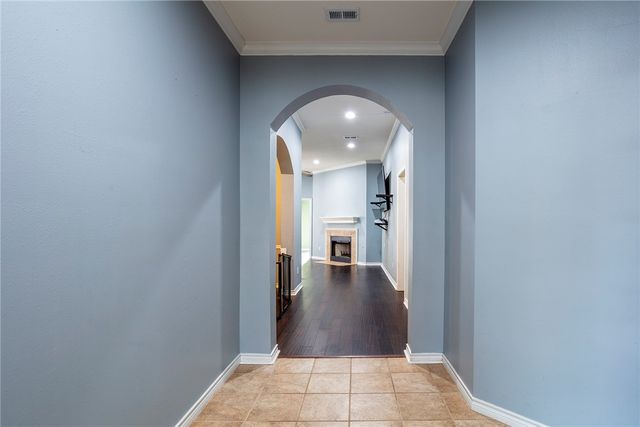 208 Bernburg Court, College Station, TX 77845