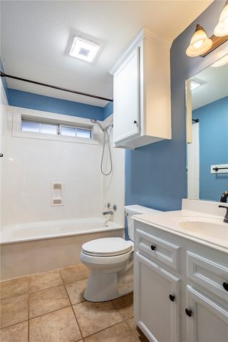 208 Bernburg Court, College Station, TX 77845