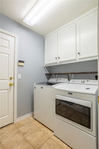 208 Bernburg Court, College Station, TX 77845