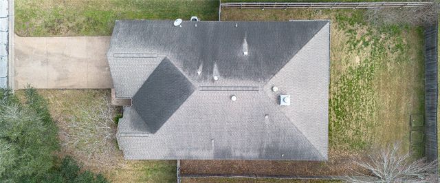 208 Bernburg Court, College Station, TX 77845