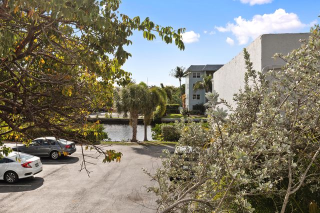 660 Kensington Place 10a, Wilton Manors, FL 33305