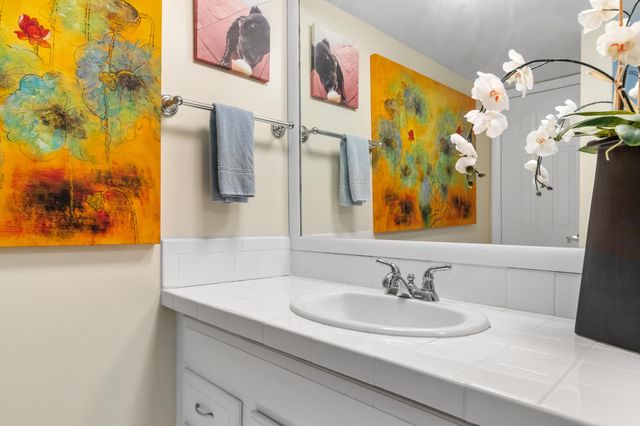 660 Kensington Place 10a, Wilton Manors, FL 33305