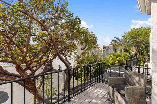 660 Kensington Place 10a, Wilton Manors, FL 33305