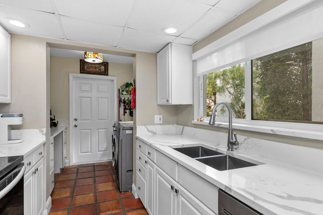 660 Kensington Place 10a, Wilton Manors, FL 33305