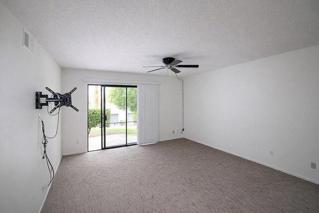 48680 Desert Flower Drive, Palm Desert, CA 92260