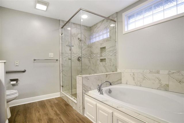 203 Pecanwood Drive, Lake Charles, LA 70605