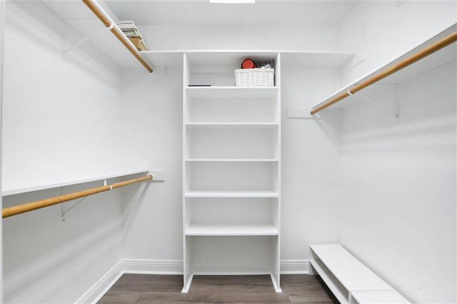 203 Pecanwood Drive, Lake Charles, LA 70605