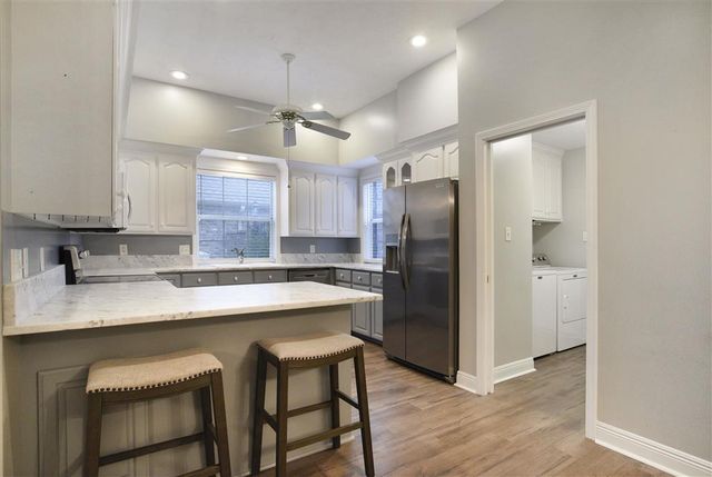 203 Pecanwood Drive, Lake Charles, LA 70605