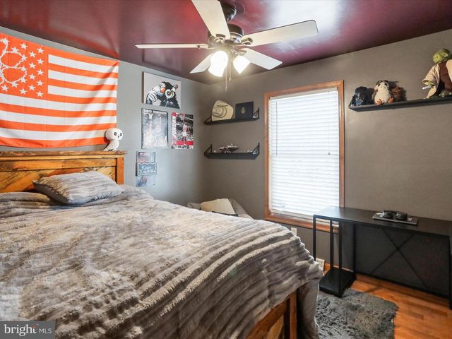 1136 ASHTON DRIVE, Shippensburg, PA 17257