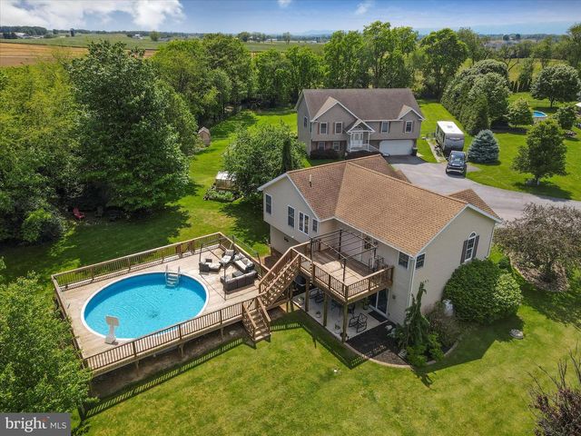1136 ASHTON DRIVE, Shippensburg, PA 17257