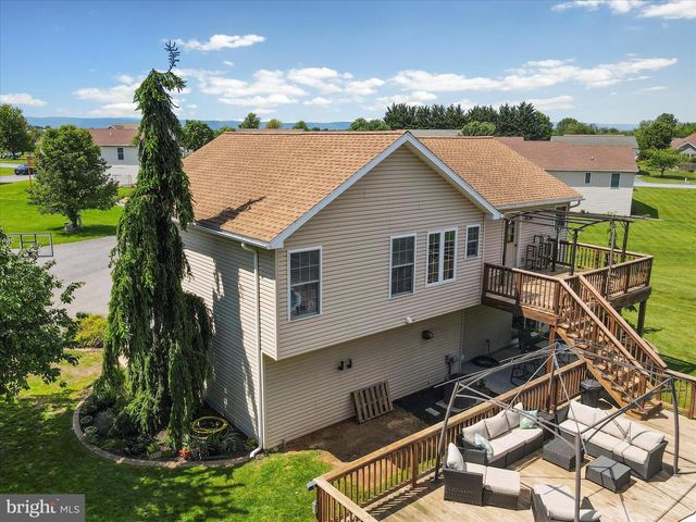 1136 ASHTON DRIVE, Shippensburg, PA 17257