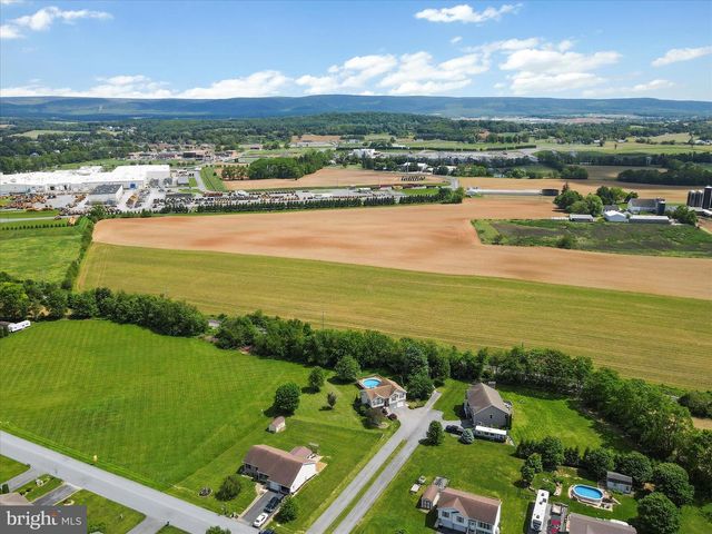 1136 ASHTON DRIVE, Shippensburg, PA 17257